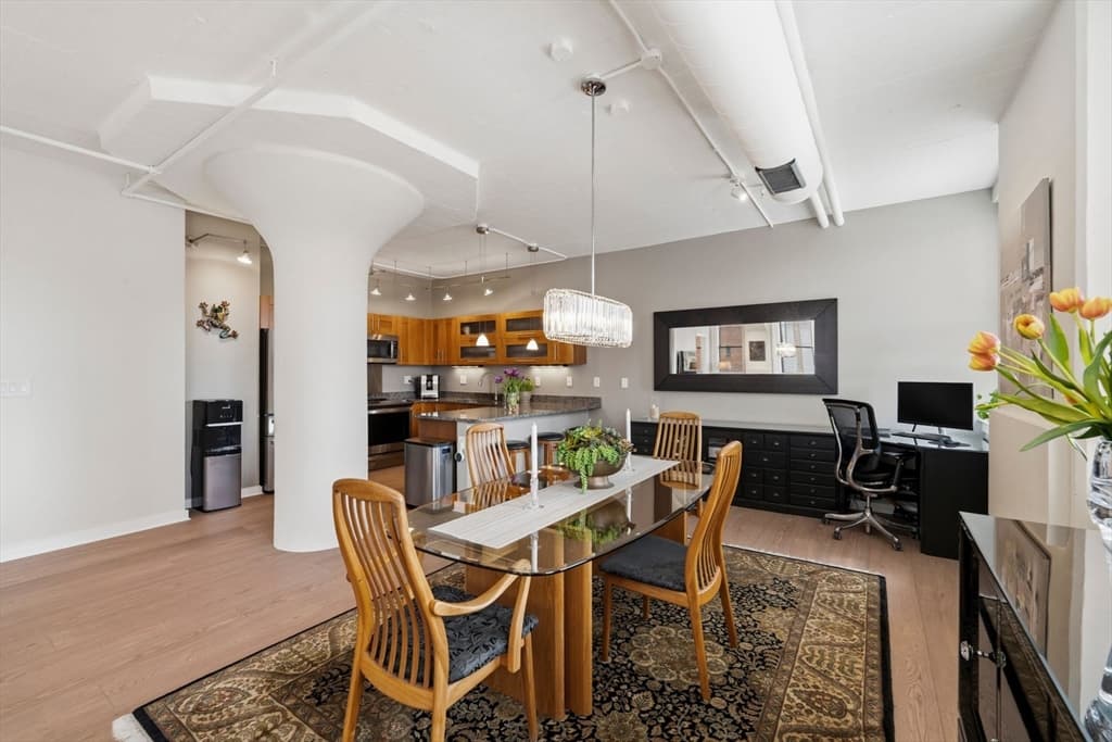 Condominium at 210 South St # 2, Boston MA 02111, photo 8 of 42