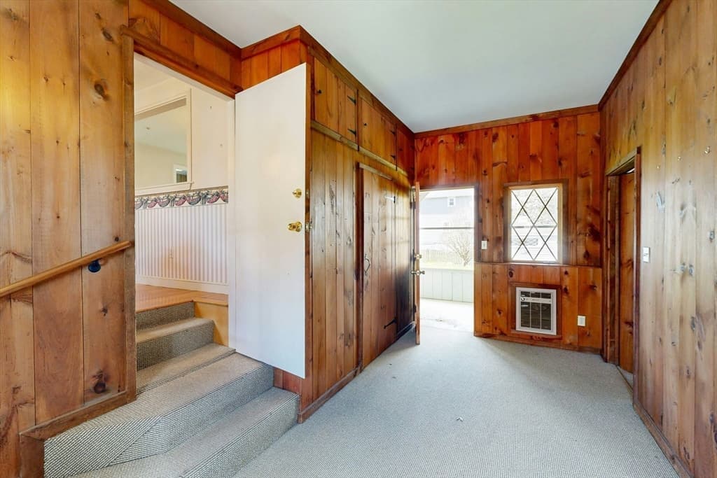 Single Family Residence at 15 Rose St, Milton MA 02186, photo 6 of 18