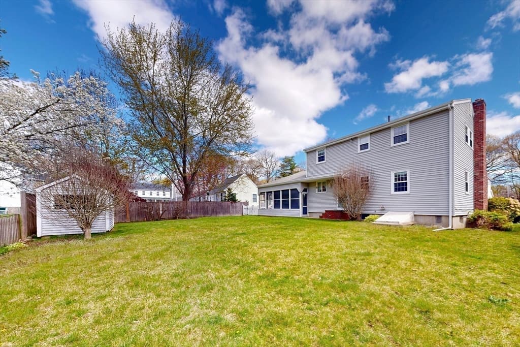Single Family Residence at 15 Rose St, Milton MA 02186, photo 9 of 18
