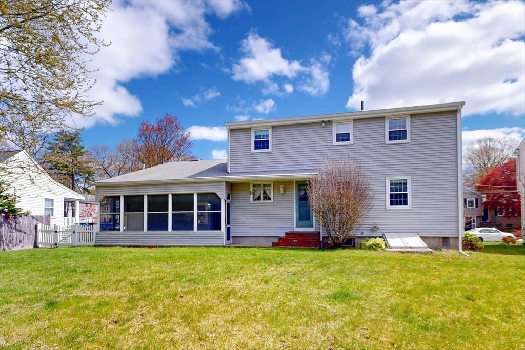 Single Family Residence at 15 Rose St, Milton MA 02186, photo 8 of 18