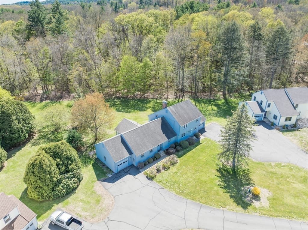 Condominium at 6 Duncan Dr # B, Deerfield MA 01373, Deerfield, photo 28 of 33