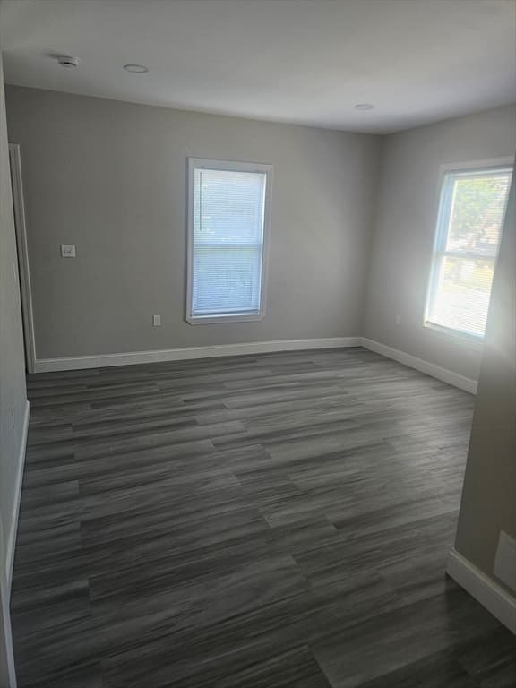 192 Hildreth St, Lowell MA 01850 photo 9