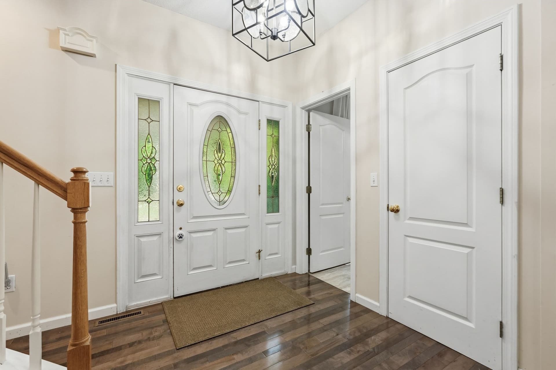 Single Family Residence at 81 Sheffield Dr, Belchertown MA 01007, photo 7 of 40