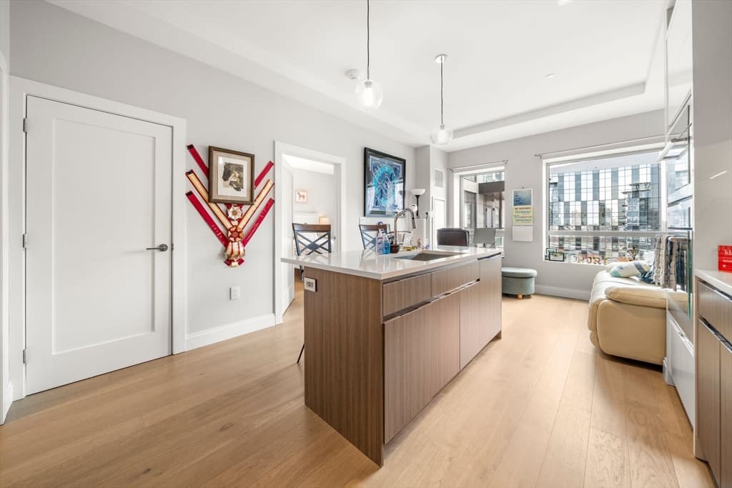 100 Shawmut Ave # 811, Boston MA 02118