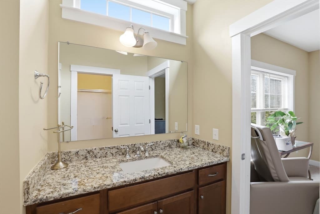 Single Family Residence at 15 Southview Way, Plymouth MA 02360, photo 14 of 24