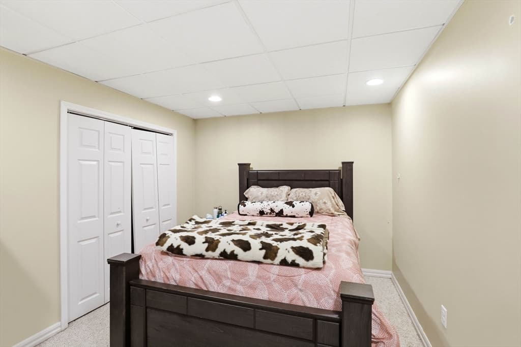 Single Family Residence at 15 Southview Way, Plymouth MA 02360, photo 18 of 24
