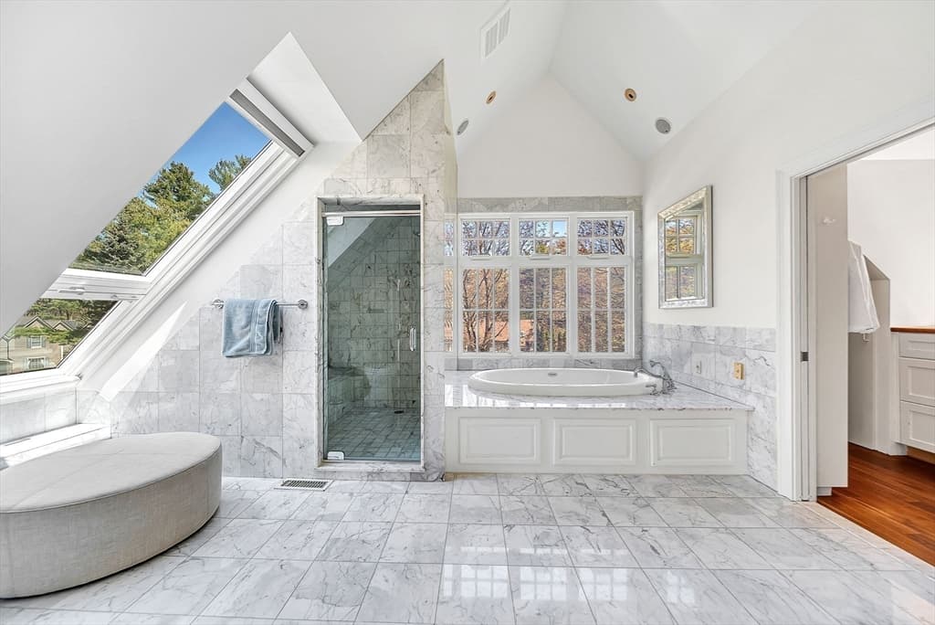 1 Graystone Ln, Weston MA 02493 photo 23
