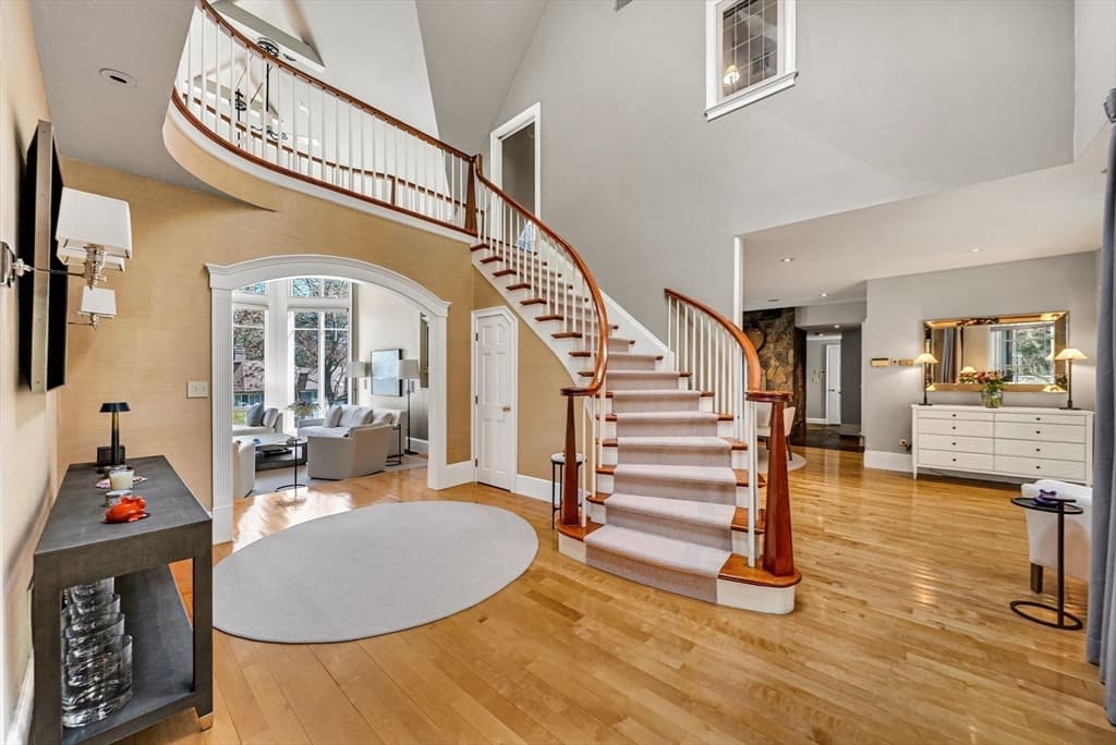 1 Graystone Ln, Weston MA 02493 photo 13