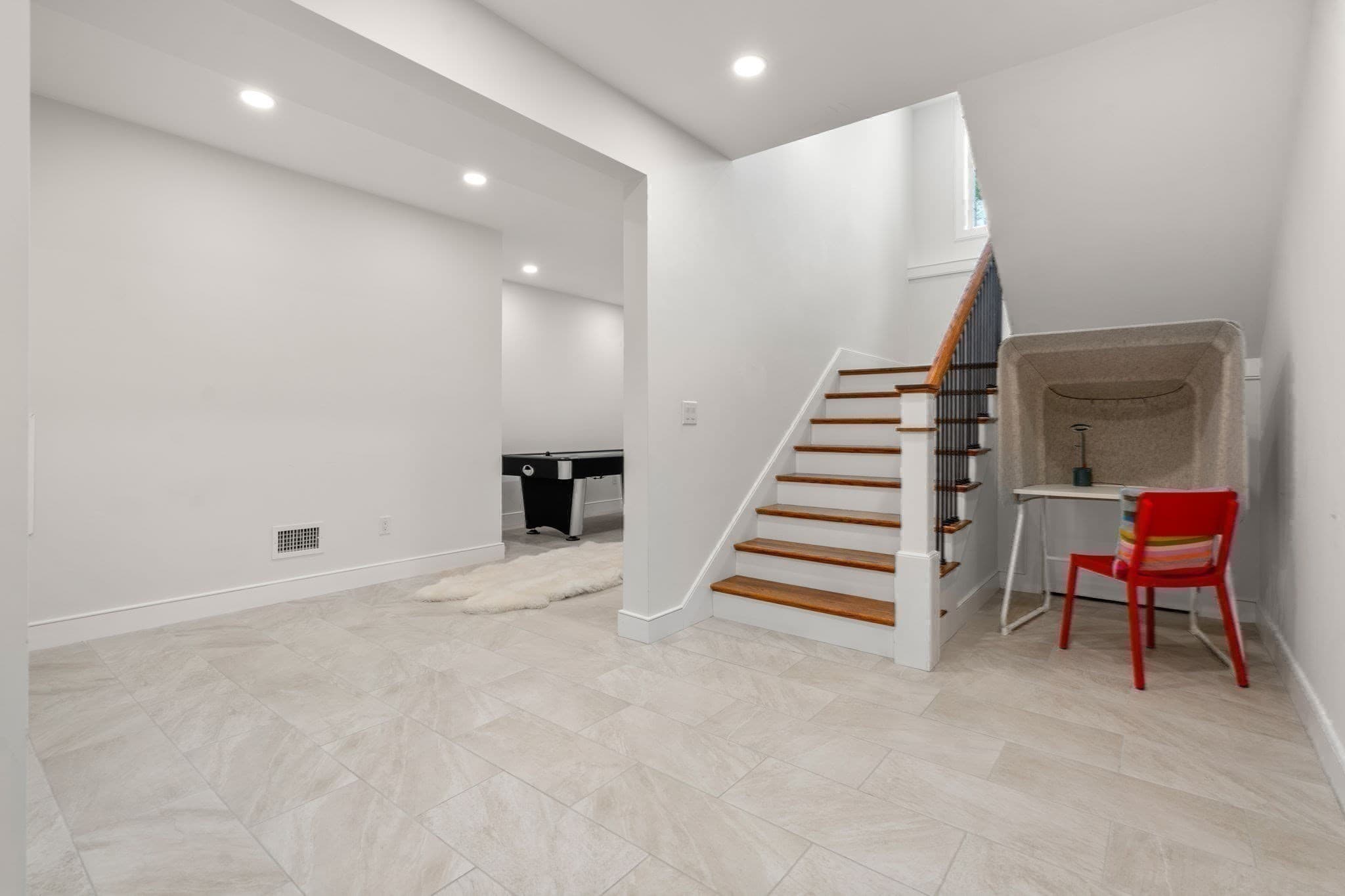 Single Family Residence at 6 Wiswall Rd, Newton MA 02459, photo 28 of 39
