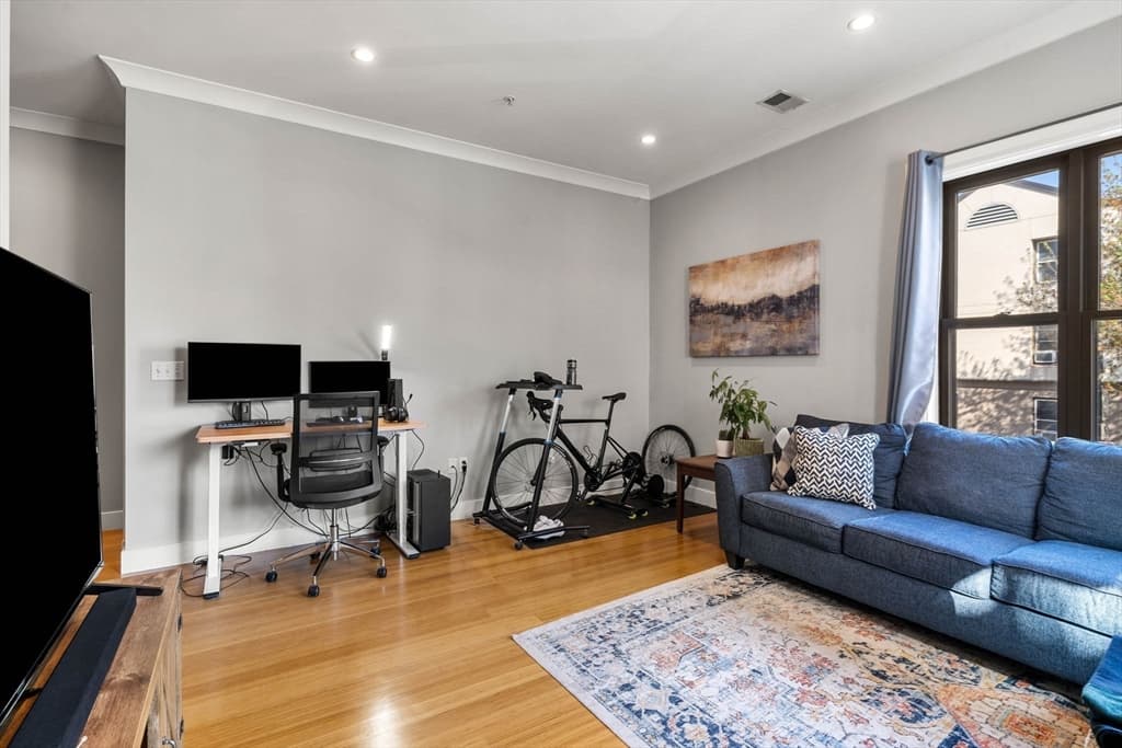 88 B Street # 101, Boston MA 02127 photo 2