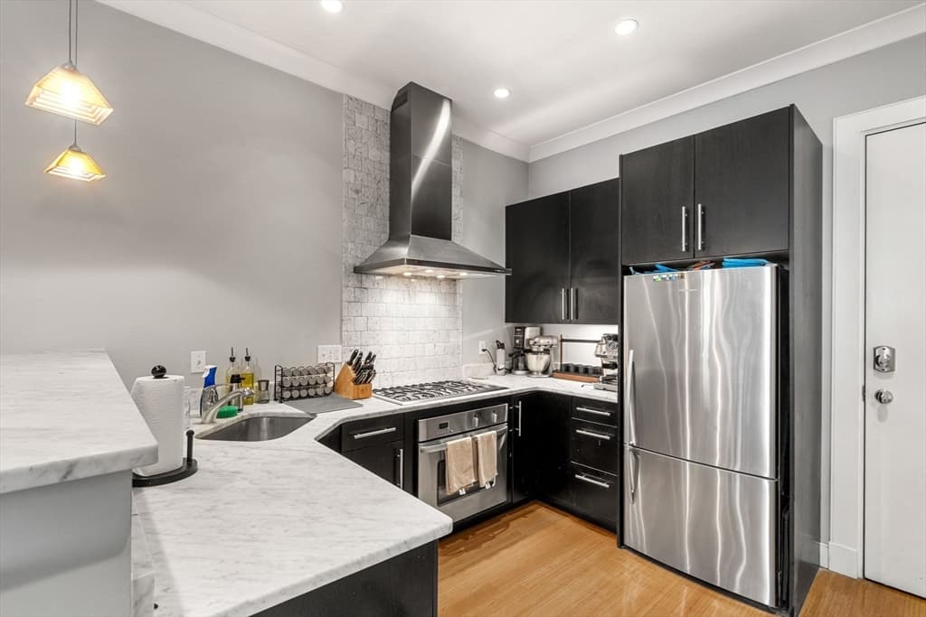 88 B Street # 101, Boston MA 02127 photo 12