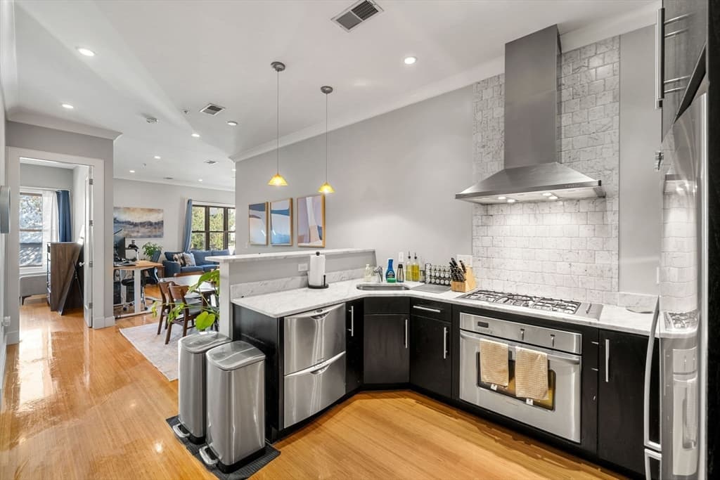88 B Street # 101, Boston MA 02127 photo 11