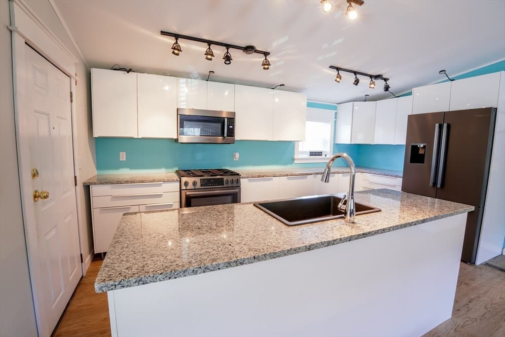 170 Champagne Road, Gardner MA 01440 photo 4