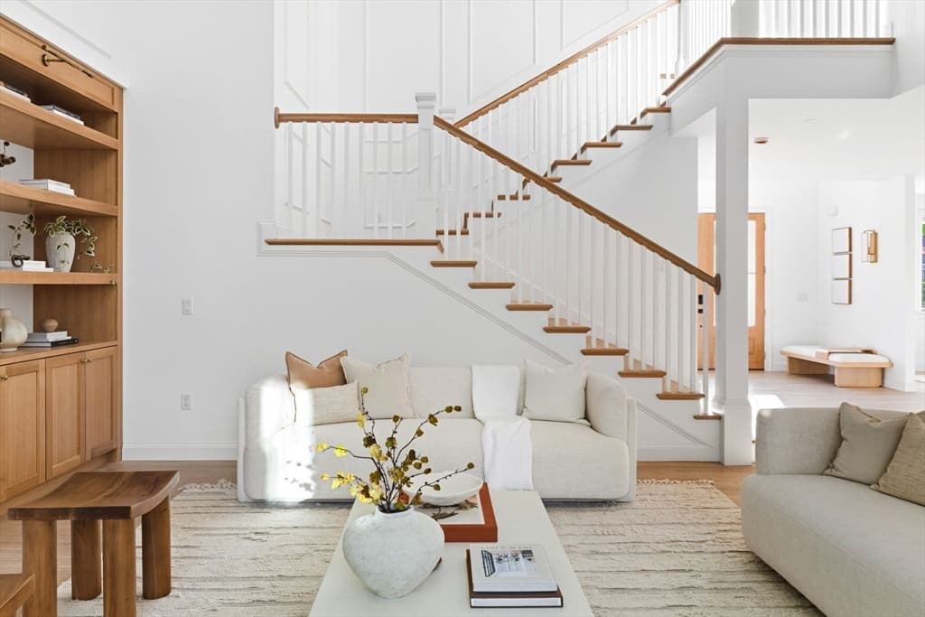 Single Family Residence at 8 Priscilla Ln, Winchester MA 01890, photo 7 of 36