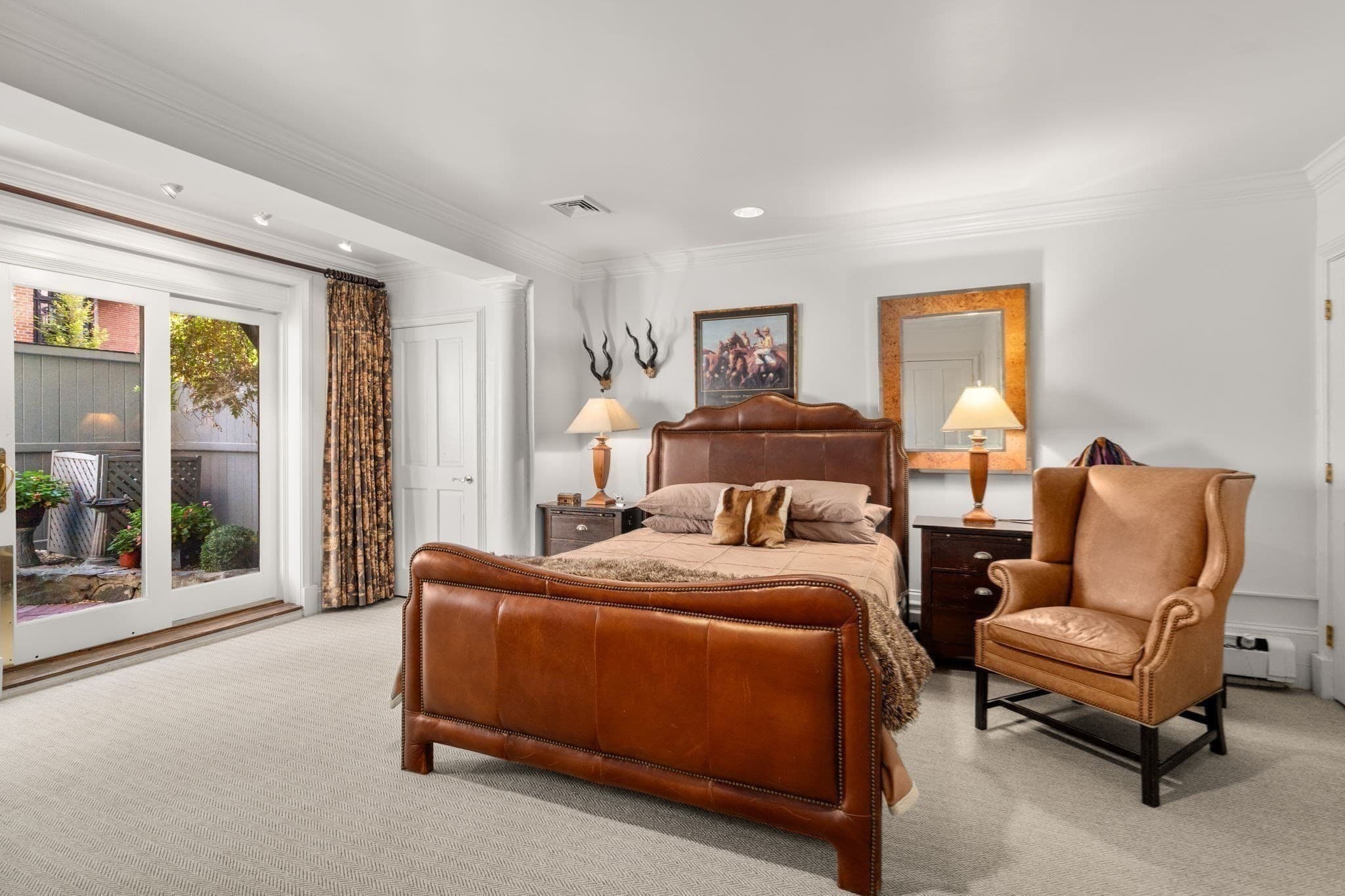 Condominium at 12 Marlborough St # 1, Boston MA 02116, photo 11 of 21