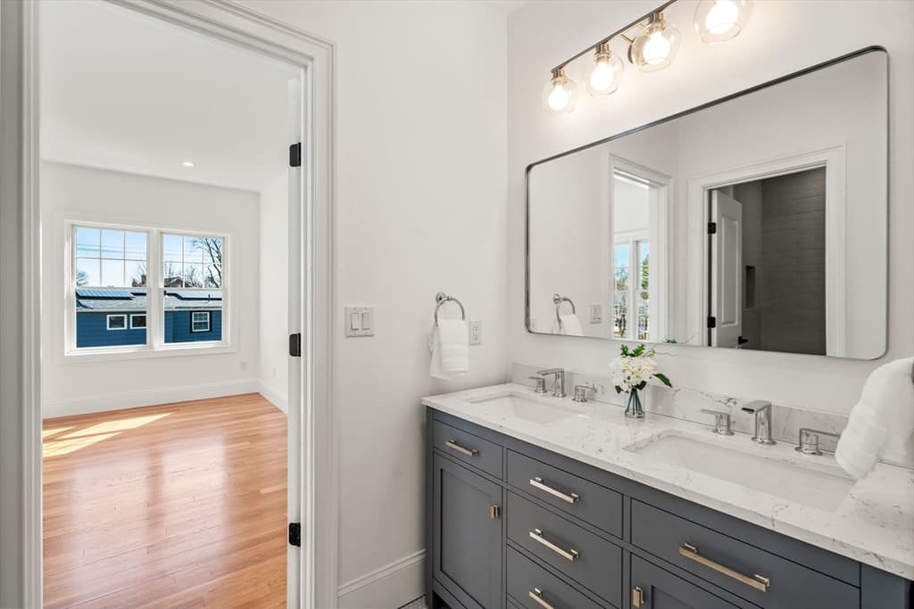 12 Sylvester Rd, Newton MA 02465 photo 9