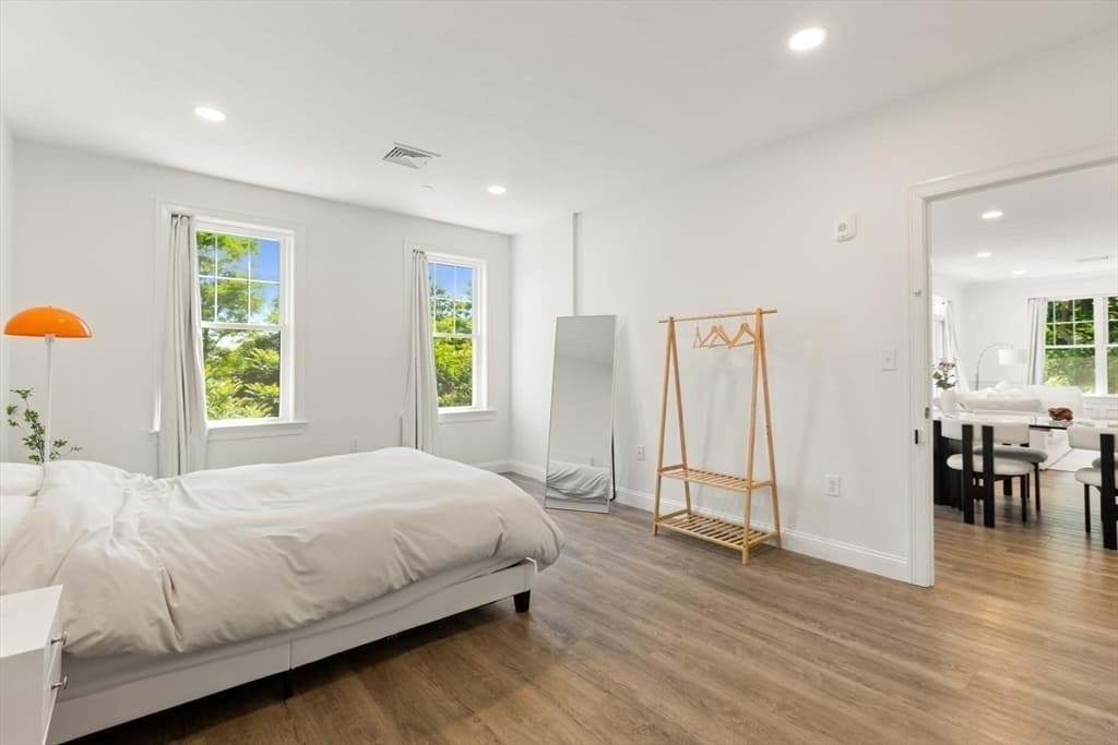 Condominium at 320 Middlesex Ave # E307, Medford MA 02155, photo 16 of 37