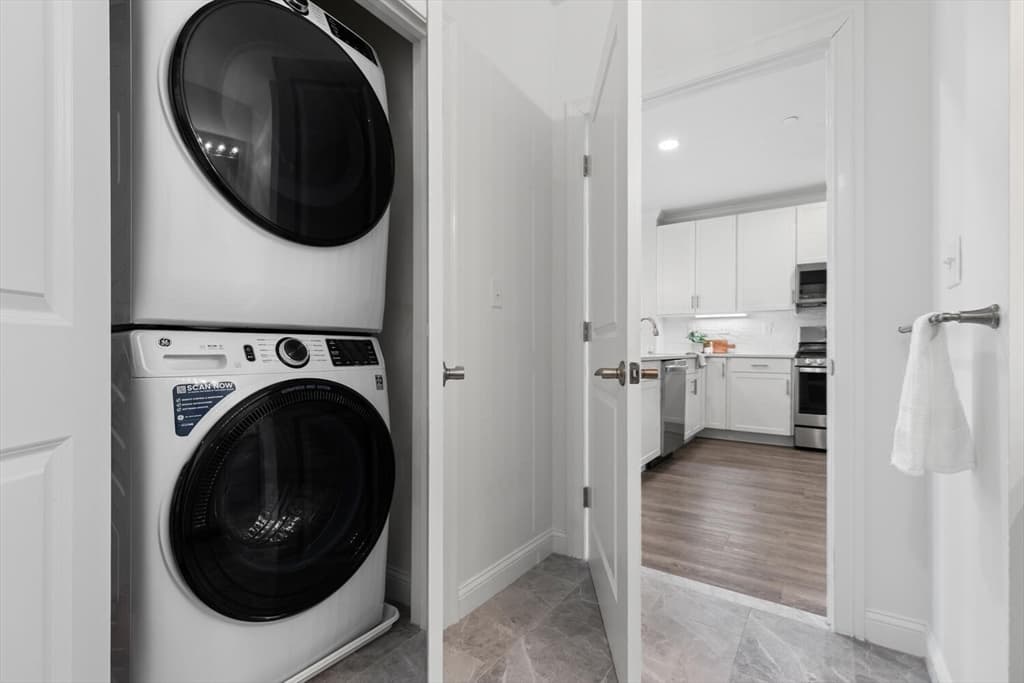 Condominium at 320 Middlesex Ave # E307, Medford MA 02155, photo 22 of 37