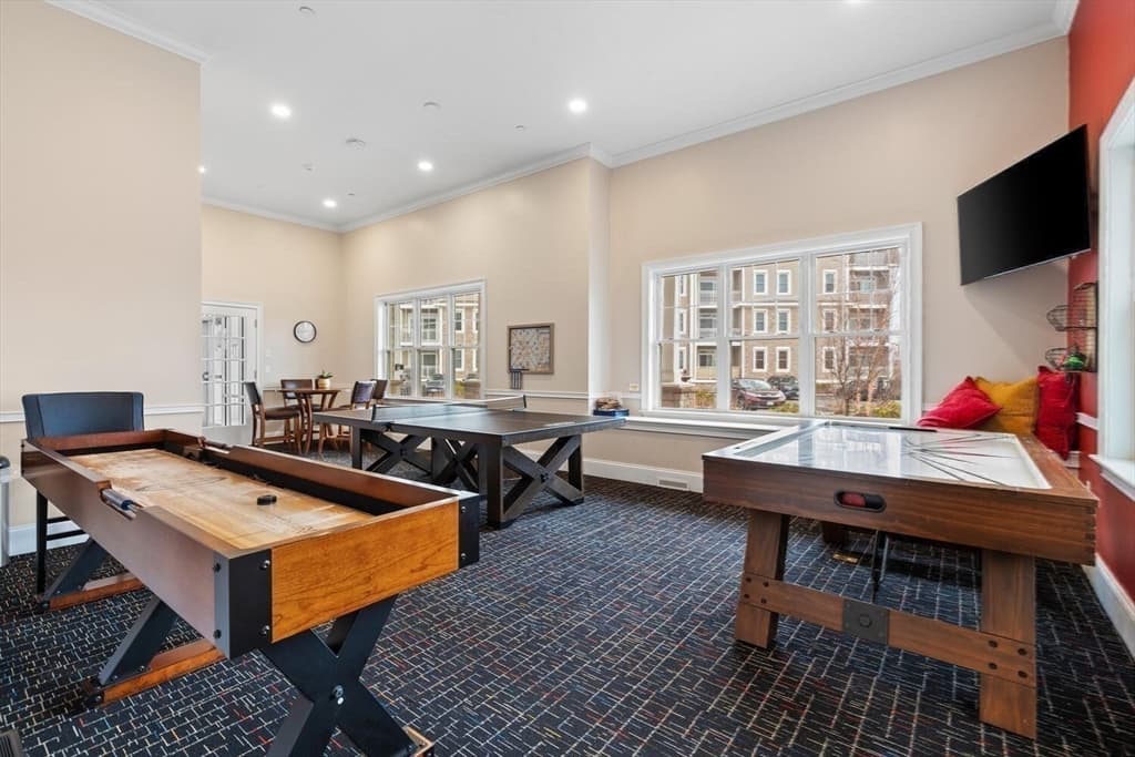 Condominium at 320 Middlesex Ave # E307, Medford MA 02155, photo 35 of 37