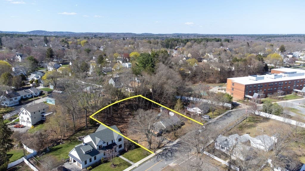 Single Family Residence at 5 Murphy Ave # B, Newburyport MA 01950, photo 10 of 19