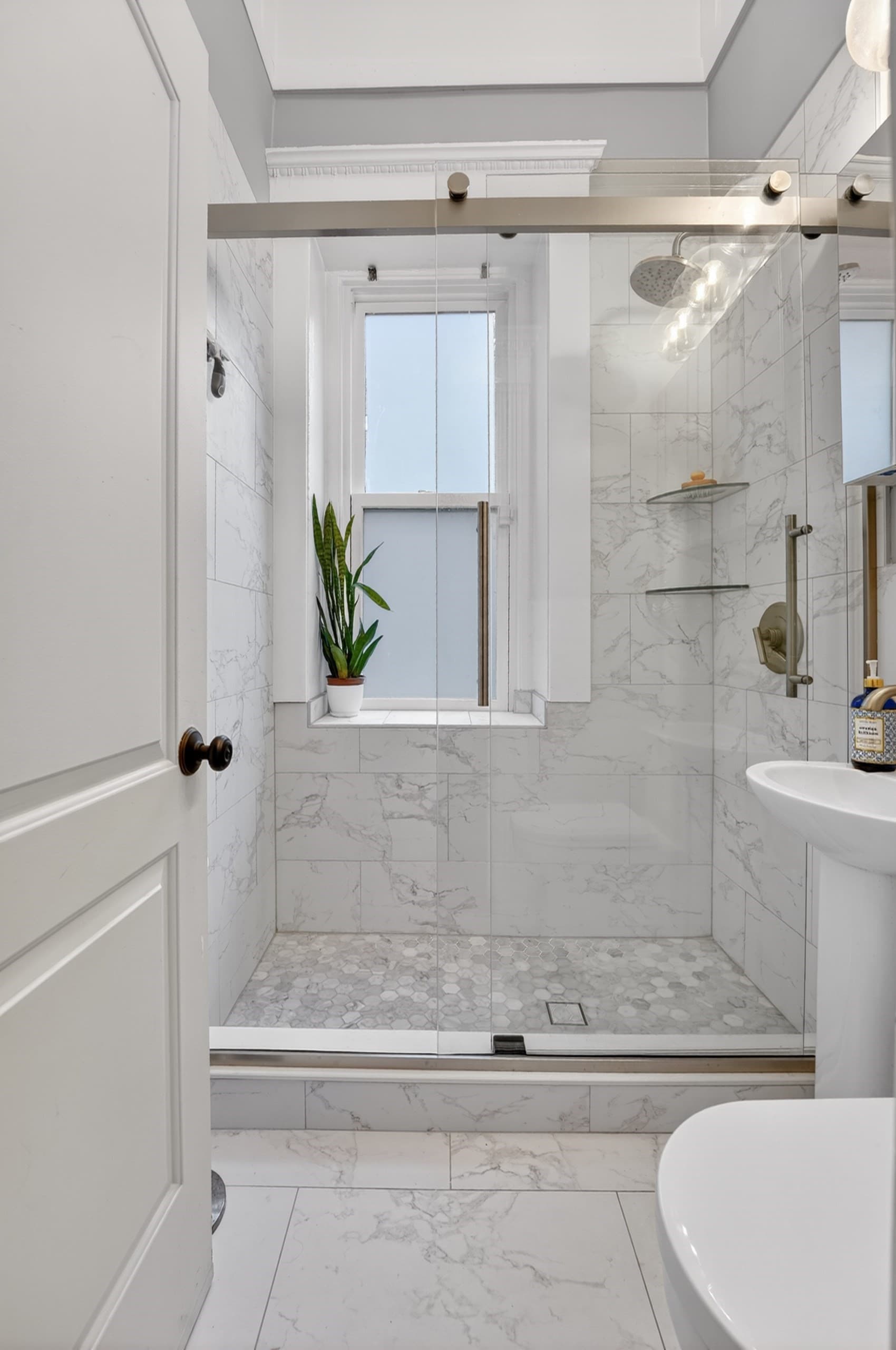 Condominium at 8 Garrison St # 111, Boston MA 02116, photo 12 of 15