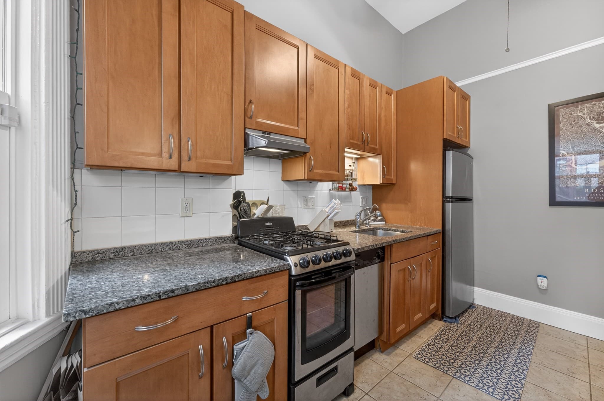 Condominium at 8 Garrison St # 111, Boston MA 02116, photo 9 of 15