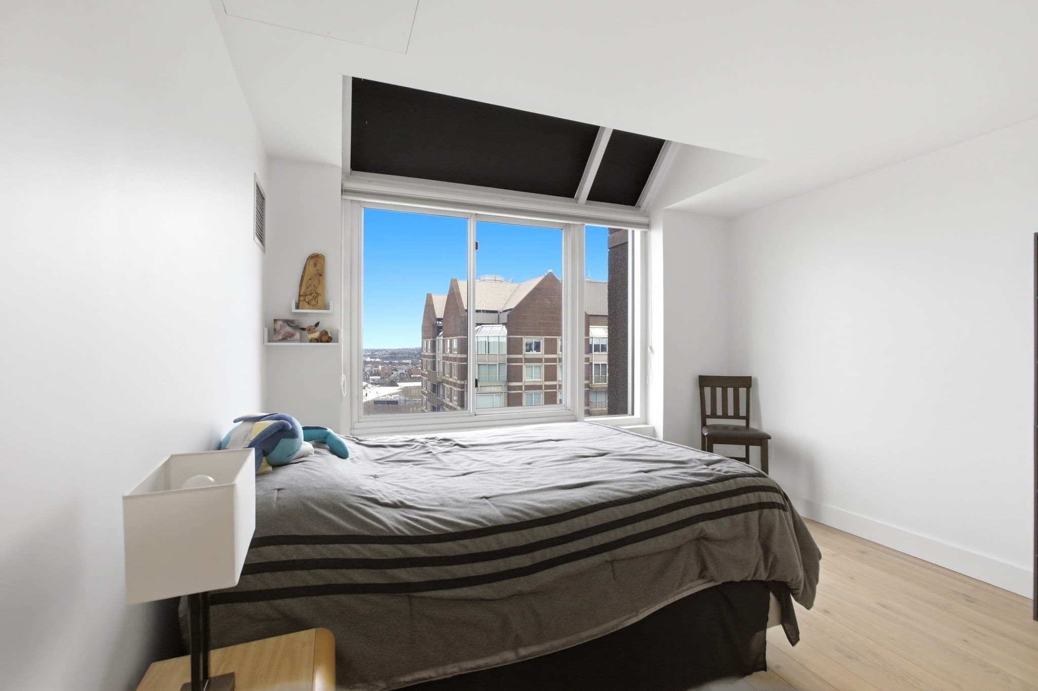 Condominium at 8-12 Museum Way # 2403, Cambridge MA 02141, Cambridge, photo 12 of 29