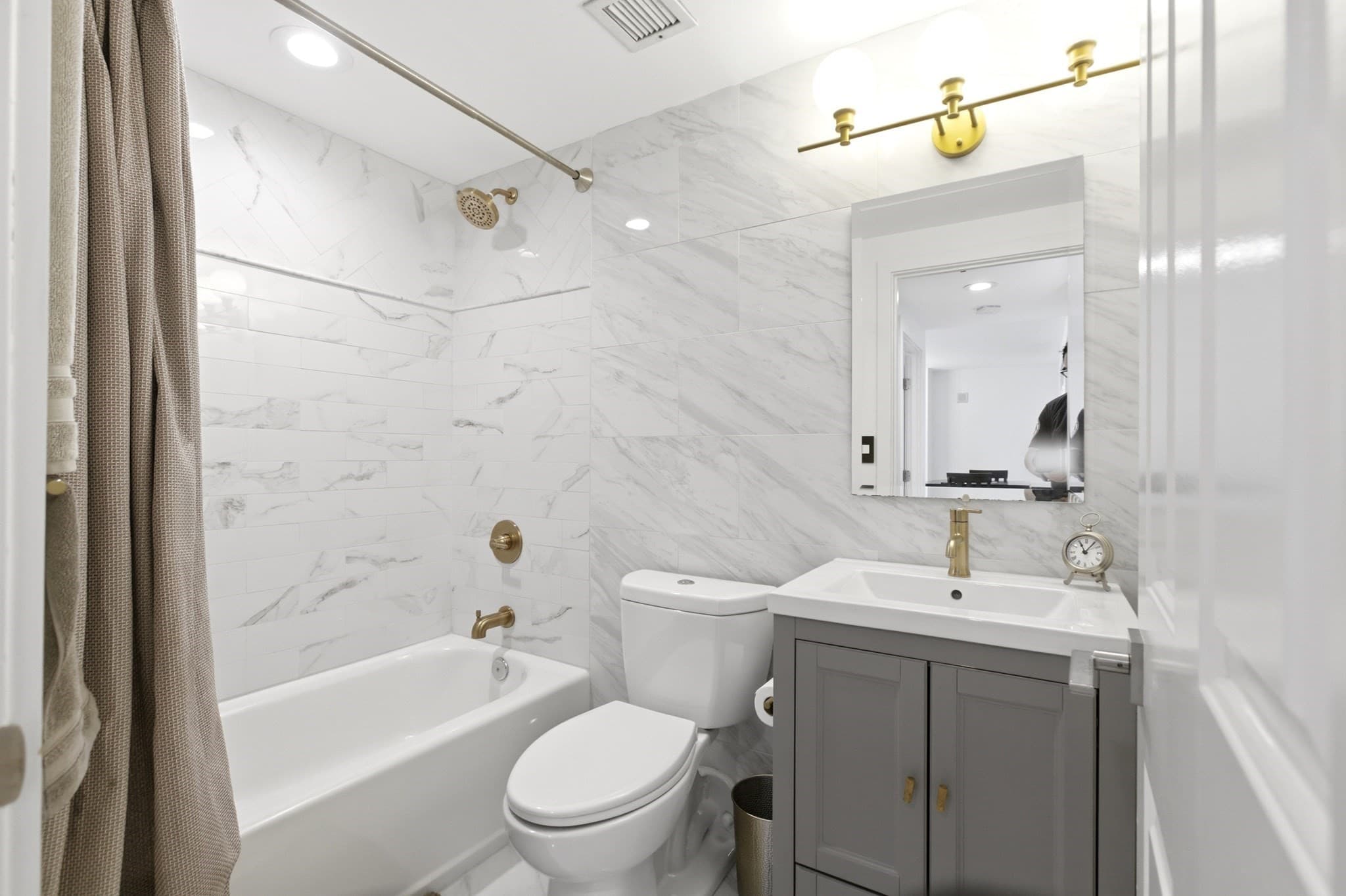 Condominium at 8-12 Museum Way # 2403, Cambridge MA 02141, Cambridge, photo 14 of 29