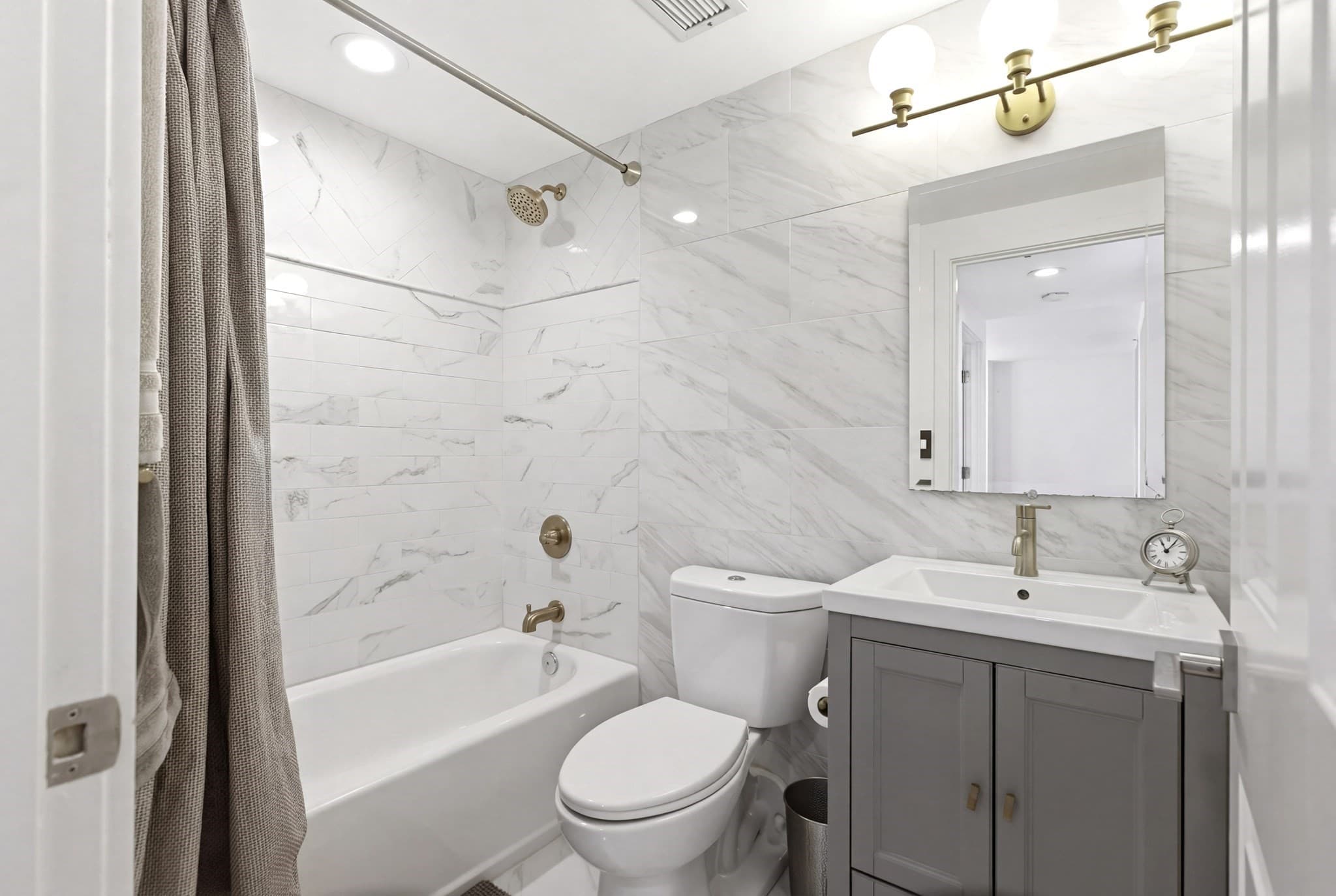 Condominium at 8-12 Museum Way # 2403, Cambridge MA 02141, Cambridge, photo 15 of 29