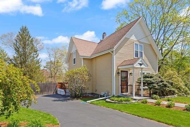 Single Family Residence at 56 S. Worcester St, Norton MA 02766, photo 5 of 41