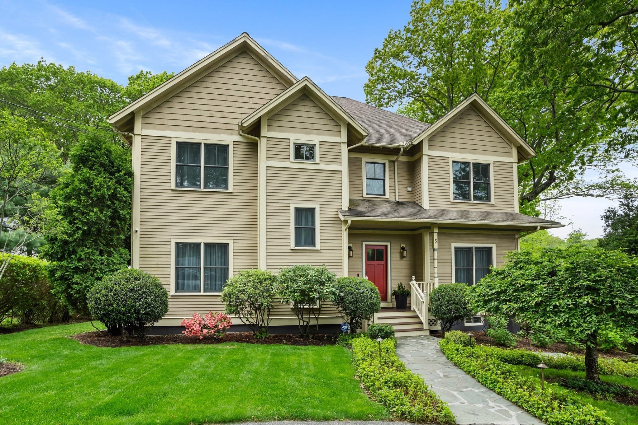 5 Walnut Street, Lexington MA 02421