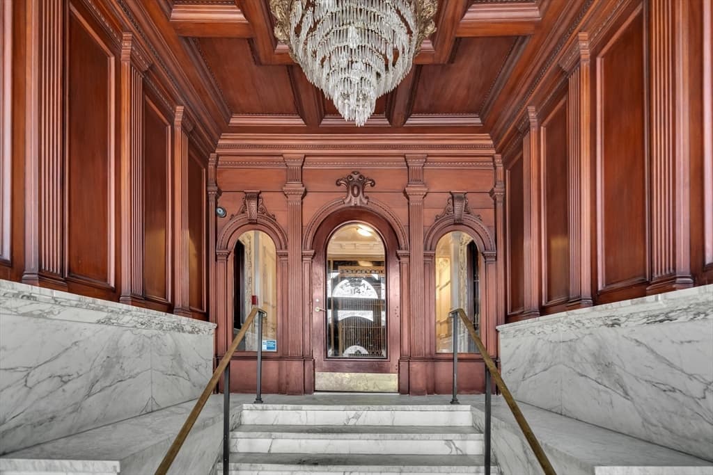 Condominium at 114 Fenway # 6, Boston MA 02115, photo 2 of 31
