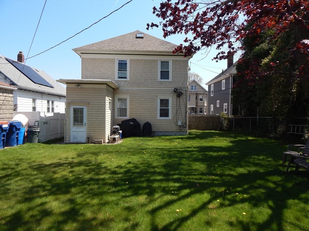 2 Family - 2 Units Up/Down at 407 Park St, New Bedford MA 02740, New Bedford, photo 26 of 30