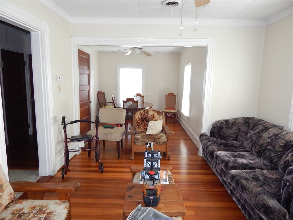 2 Family - 2 Units Up/Down at 407 Park St, New Bedford MA 02740, New Bedford, photo 15 of 30