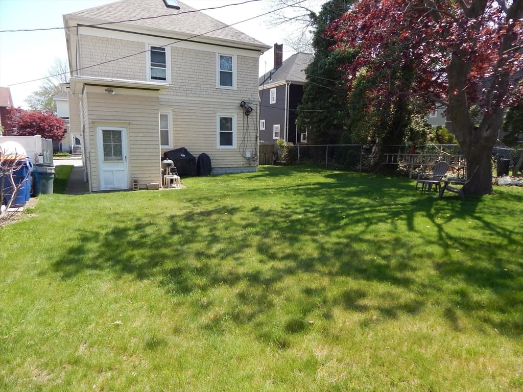 2 Family - 2 Units Up/Down at 407 Park St, New Bedford MA 02740, New Bedford, photo 25 of 30