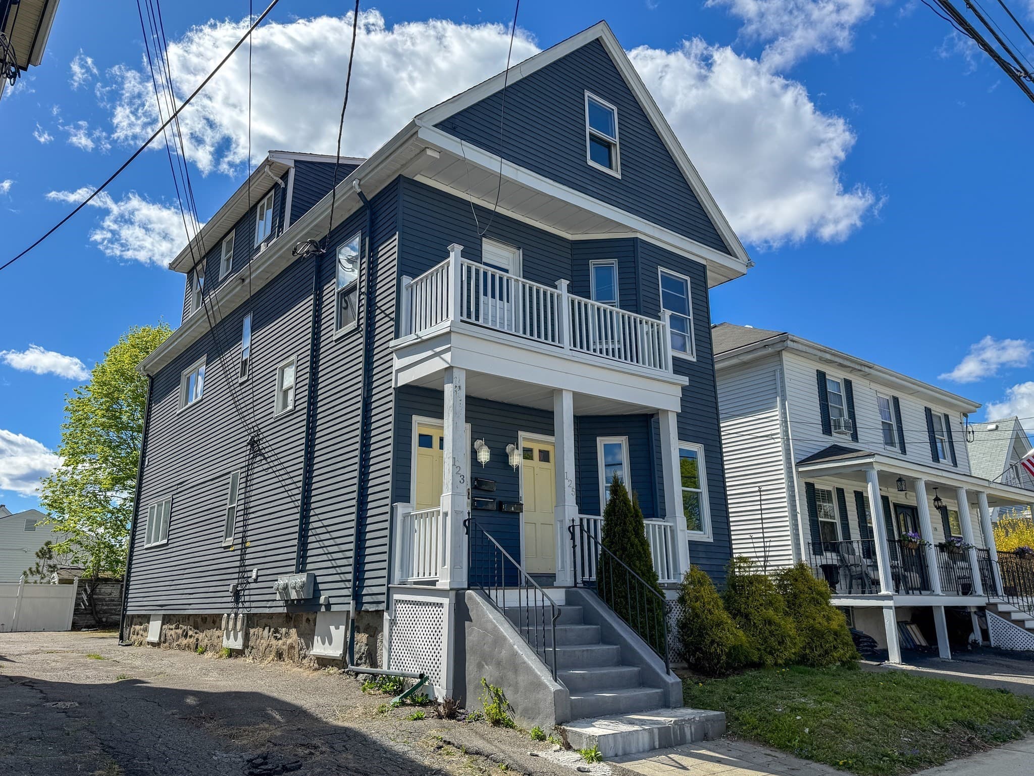 3 Family at 123-125 Laurel St, Malden MA 02148, photo 2 of 42