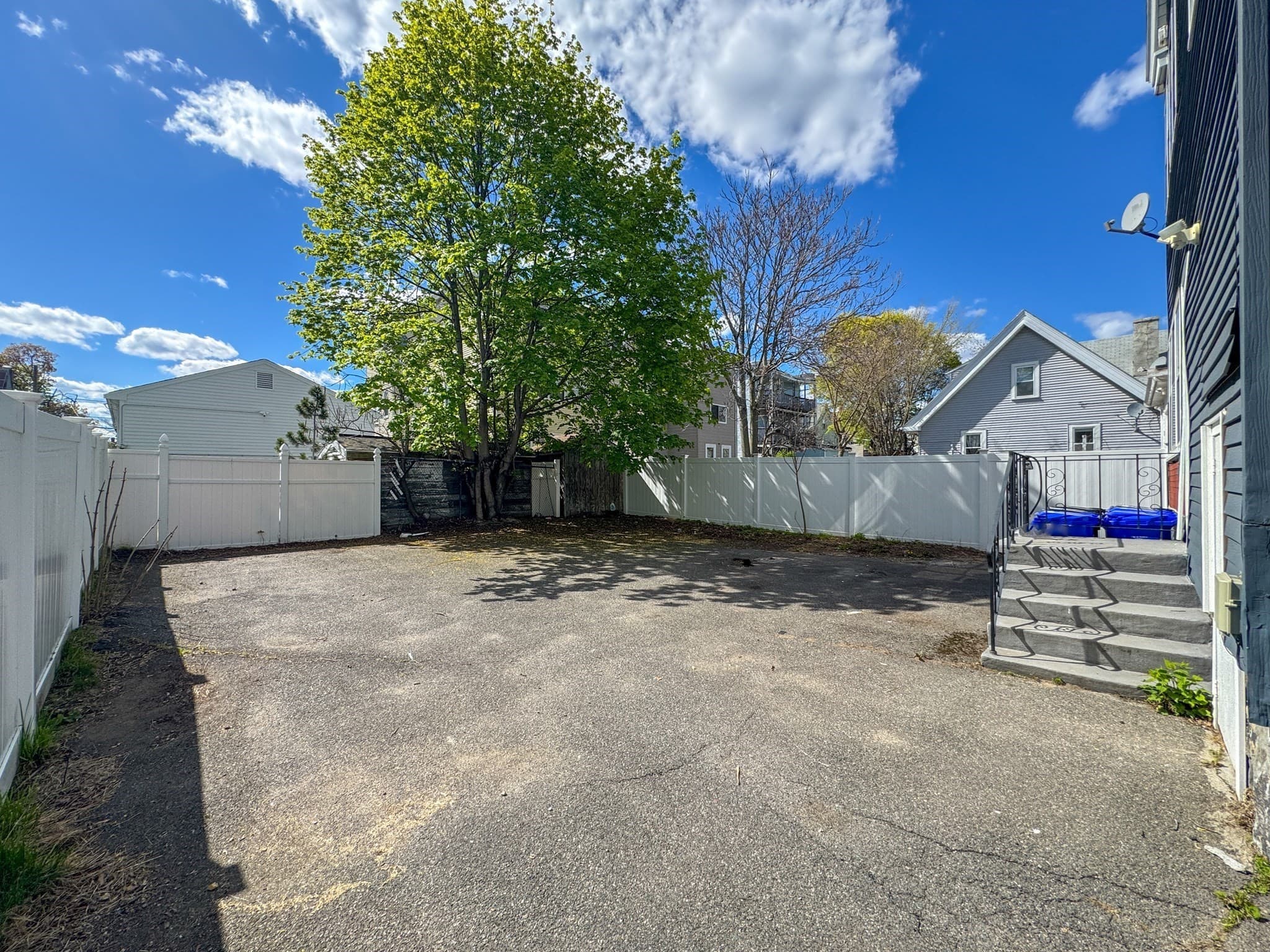 3 Family at 123-125 Laurel St, Malden MA 02148, photo 4 of 42