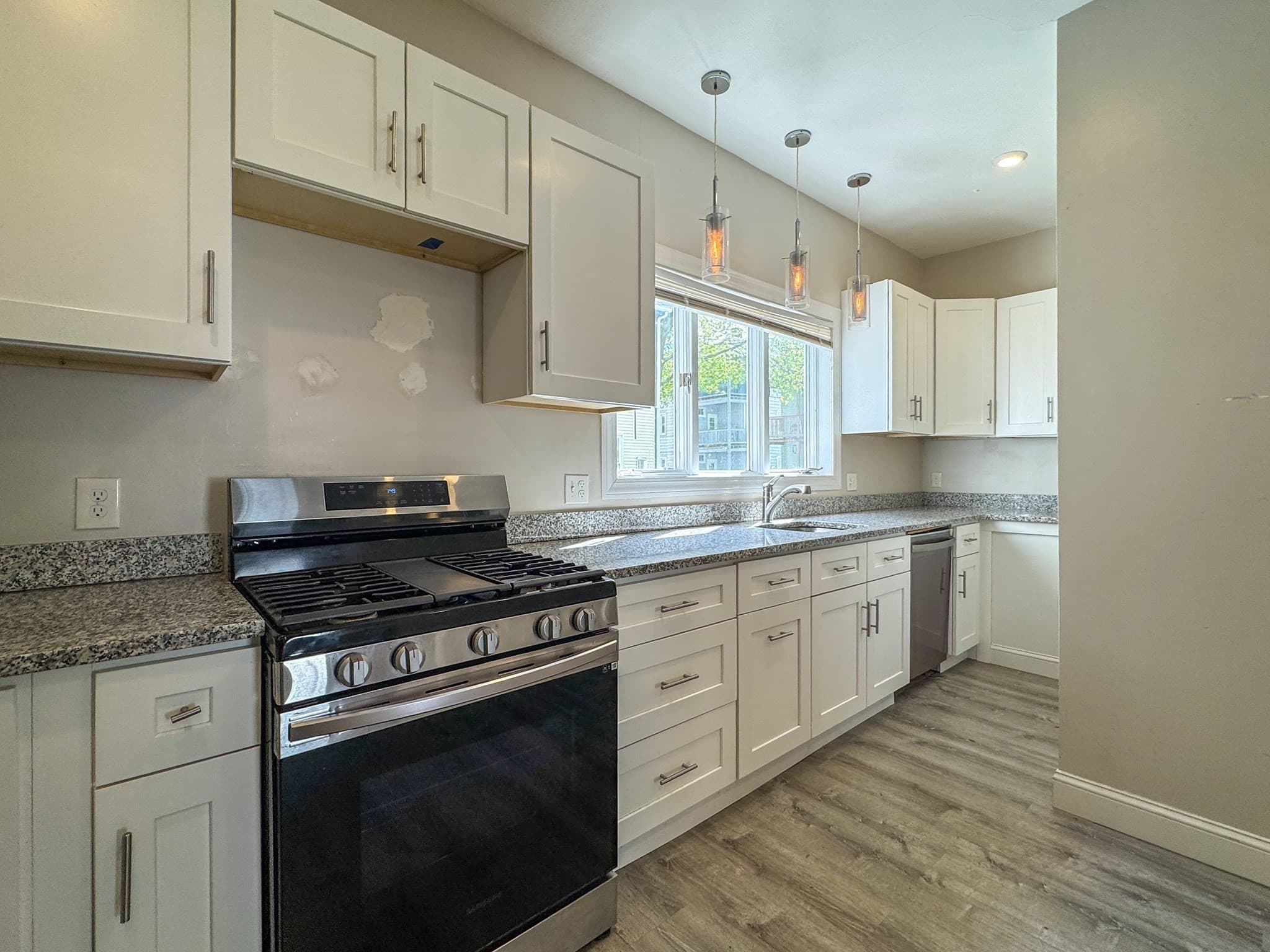 3 Family at 123-125 Laurel St, Malden MA 02148, photo 21 of 42
