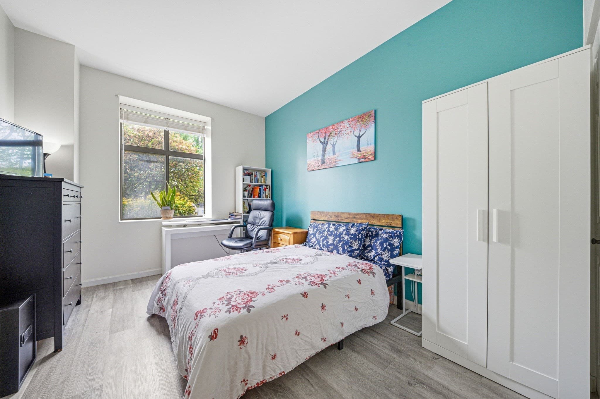Condominium at 90 Sea # 107, Weymouth MA 02191, photo 17 of 30