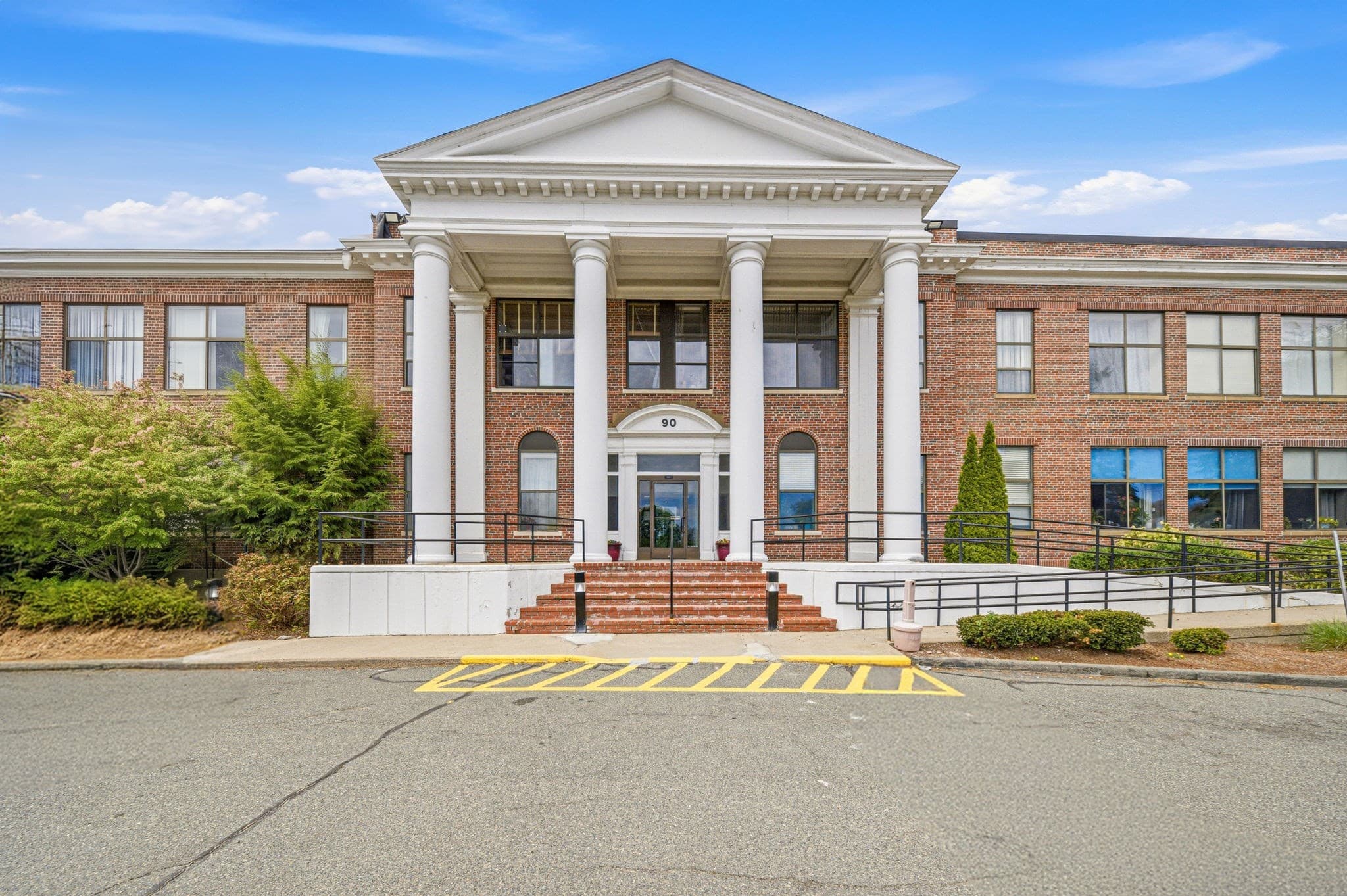 90 Sea # 107, Weymouth MA 02191