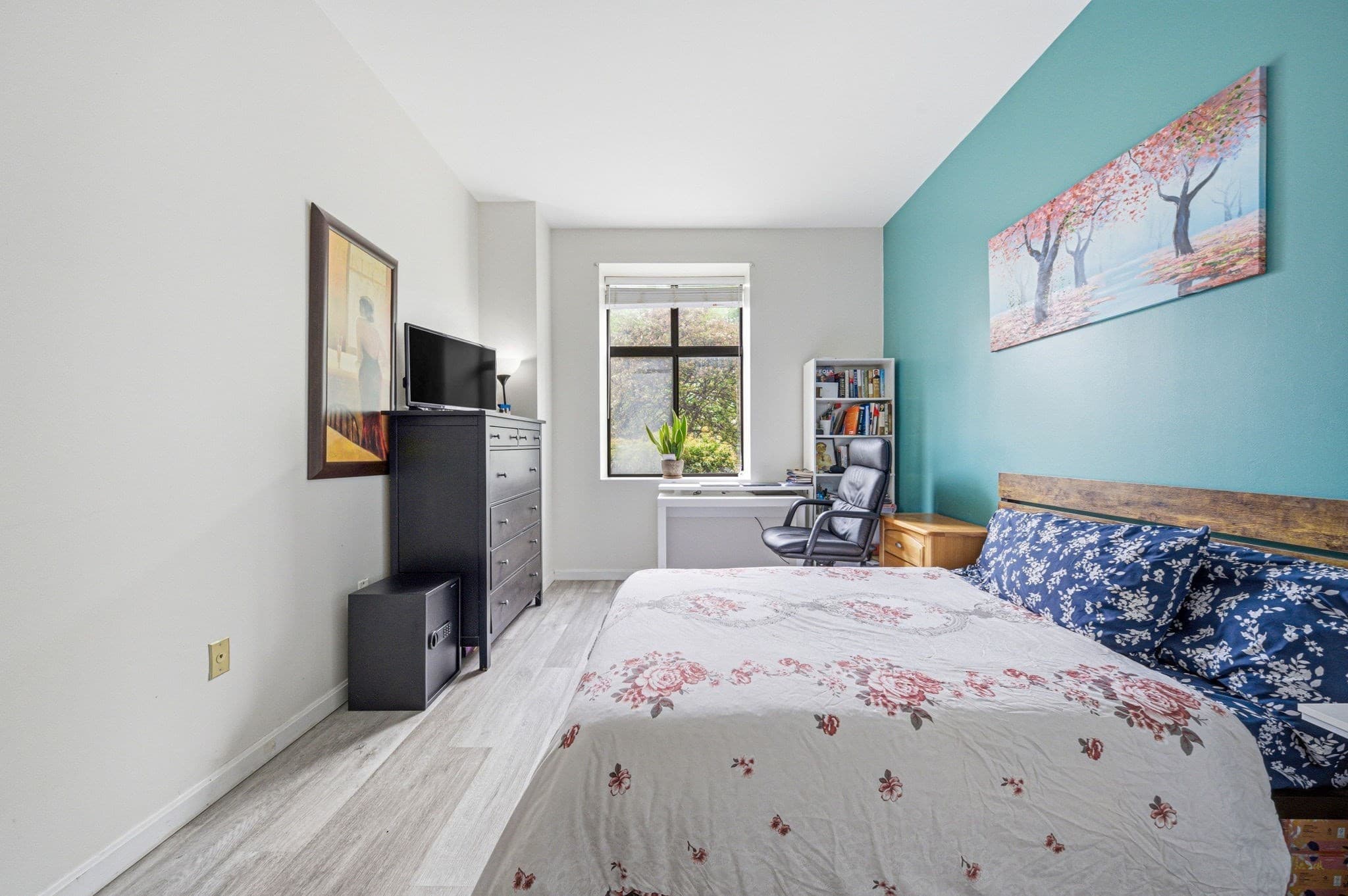 Condominium at 90 Sea # 107, Weymouth MA 02191, photo 19 of 30