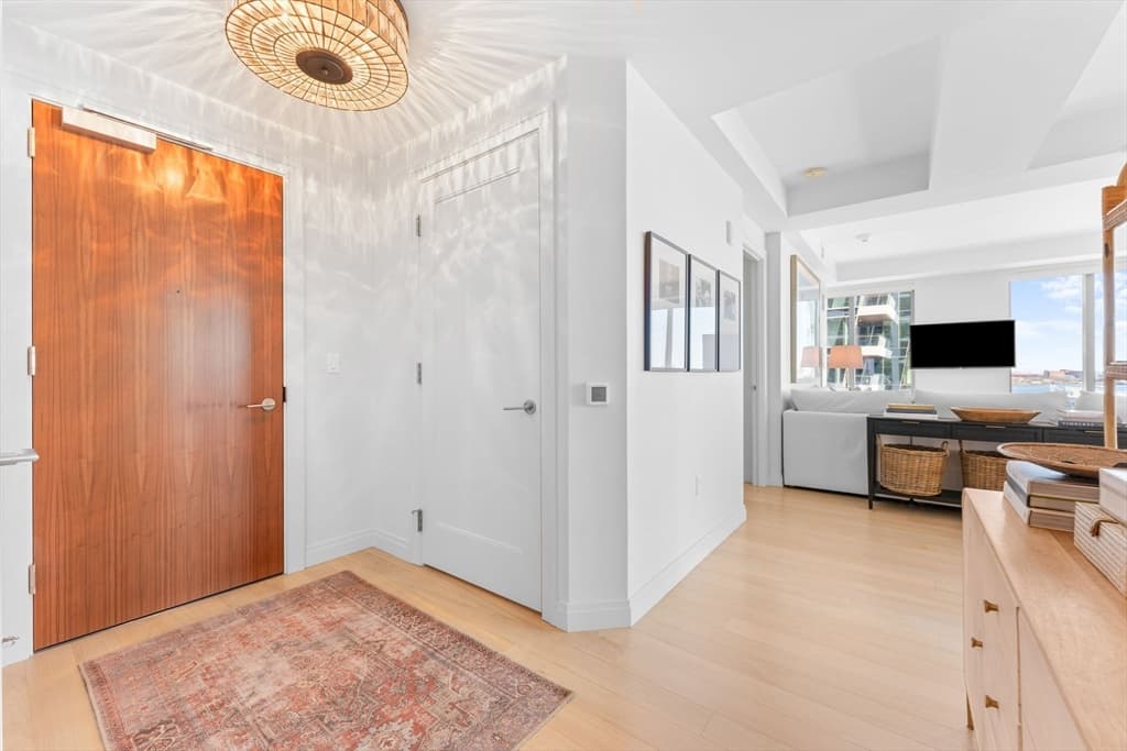 133 Seaport Blvd # 1022, Boston MA 02210 photo 2