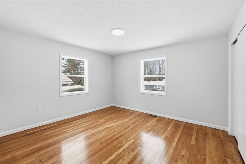 8 Sussex Ln, Worcester MA 01602 photo 21