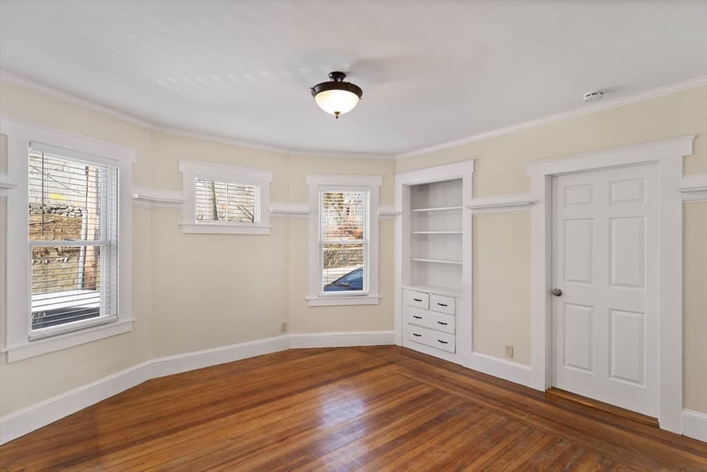 3 Family - 3 Units Up/Down at 51 Alpha Road, Boston MA 02124, photo 12 of 15