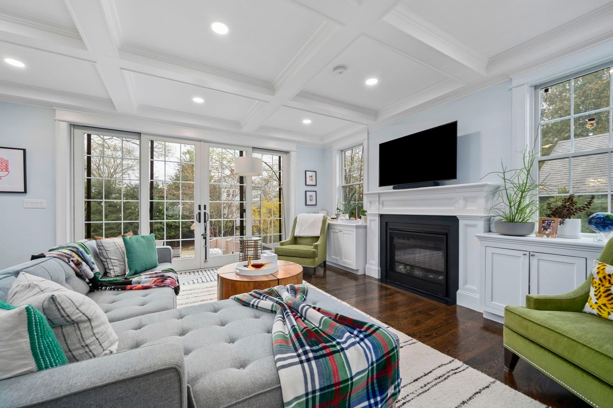 Single Family Residence at 11 Woodhaven Rd, Newton MA 02468, Newton, photo 3 of 42