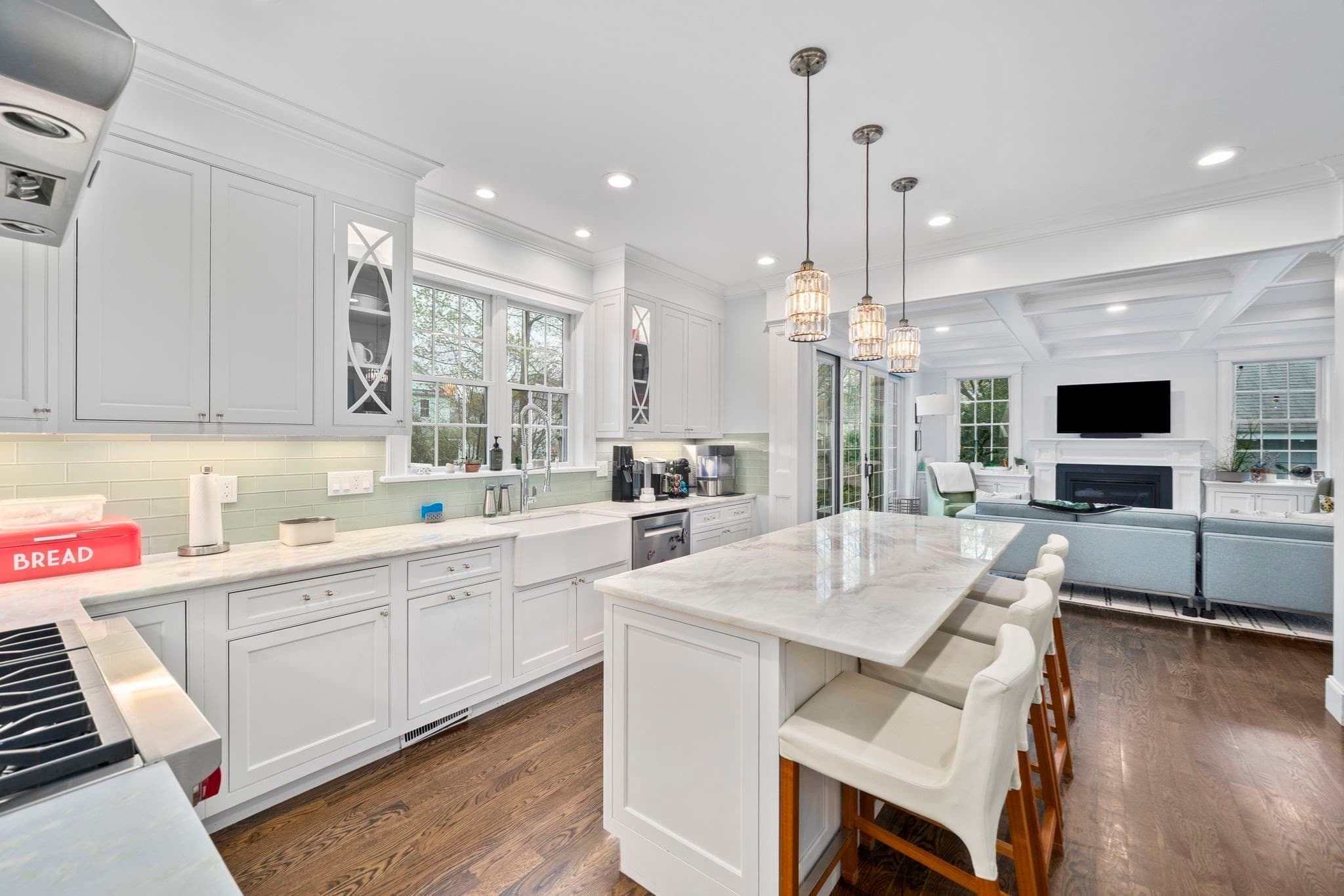 Single Family Residence at 11 Woodhaven Rd, Newton MA 02468, Newton, photo 9 of 42