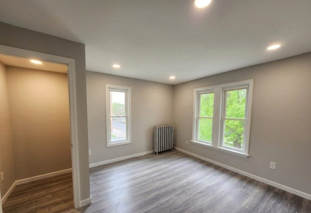 Multi Family at 179 Sargeant St, Holyoke MA 01040, Holyoke, photo 17 of 19