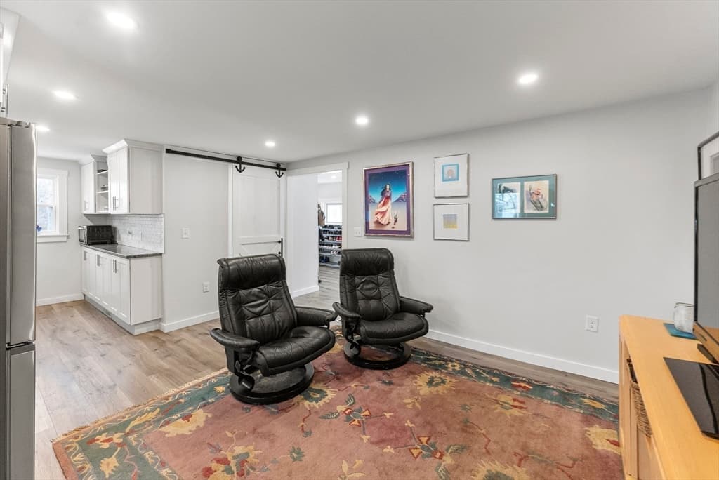 Single Family Residence at 41 Bay Shore Dr, Plymouth MA 02360, Plymouth, photo 18 of 41