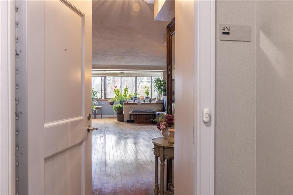 Condominium at 6 Whittier Place # 4N, Boston MA 02114, photo 15 of 30