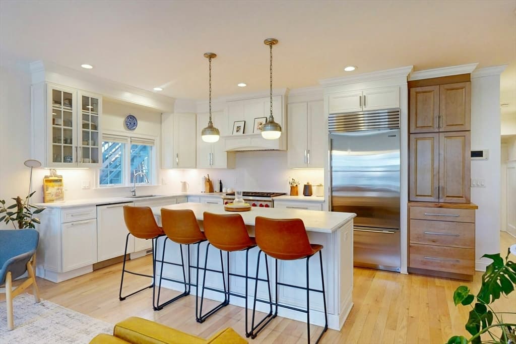Condominium at 32 Fifth Street # 1, Cambridge MA 02141, Cambridge, photo 6 of 26